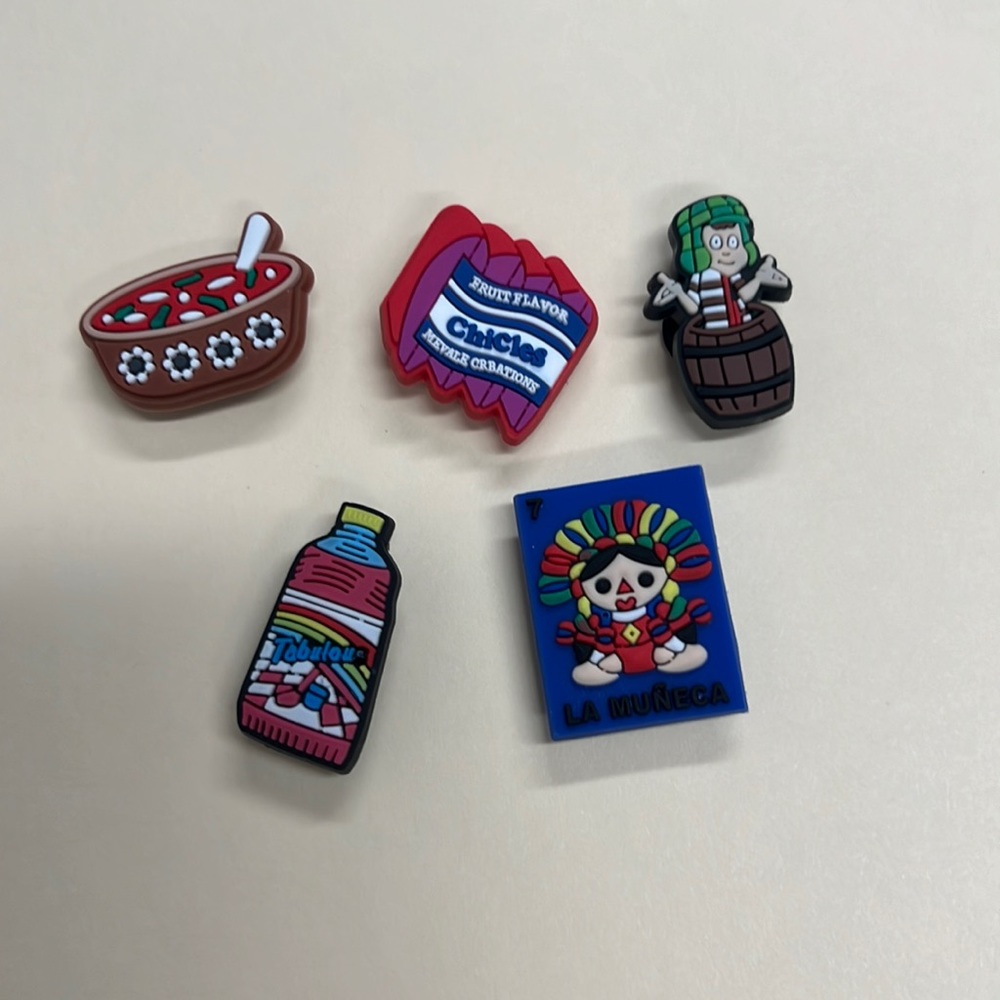 Croc charms